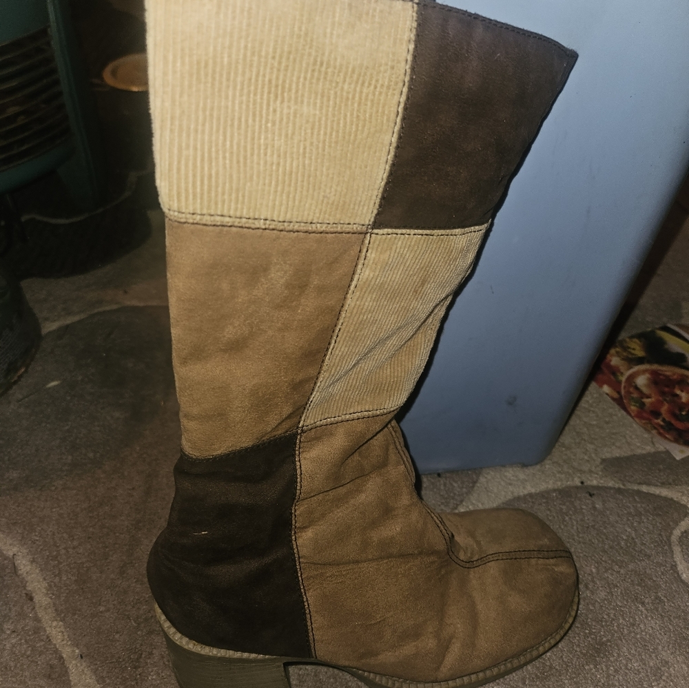Retro boots